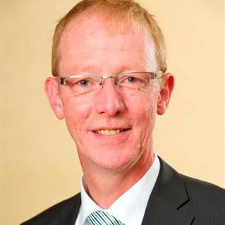  Uwe Bssing